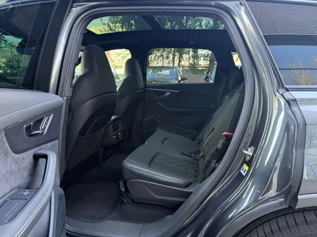 Audi SQ7 — Фото автомобиля 4