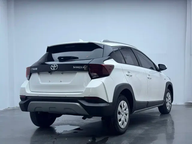 Toyota YARiS L Zhi Xuan — Фото автомобиля 14