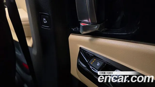 Kia Canival Carnival 4 поколение Бензин 9 мест Signature — Фото автомобиля 28