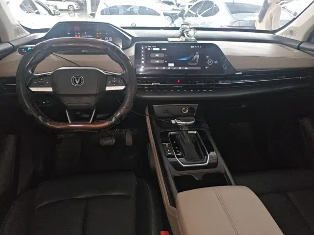 Changan CS55 Plus — Фото автомобиля 9