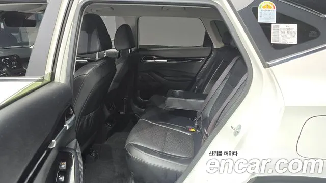 Kia Seltos New — Фото автомобиля 12