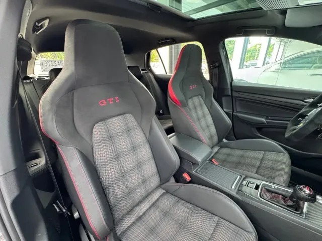 Volkswagen Golf GTI — Фото автомобиля 16