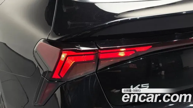 Kia K5 Новый K5 3 поколение 2.0 LPi(Для проката) — Фото автомобиля 21