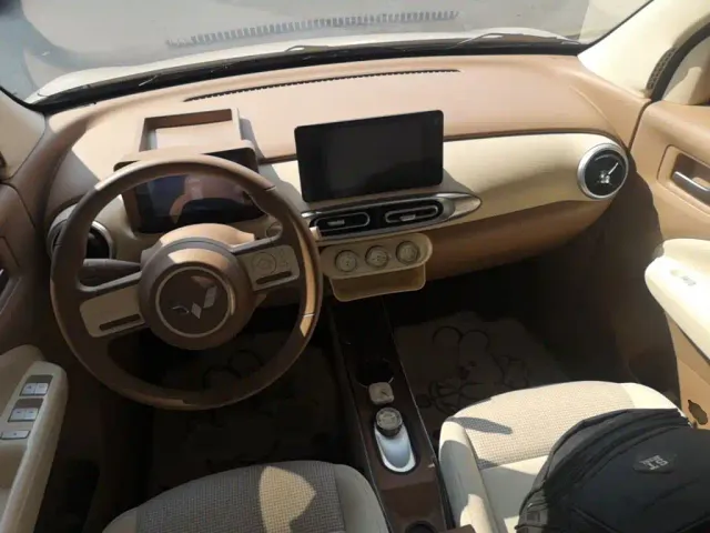 Wuling Hongguang Mini EV — Фото автомобиля 9