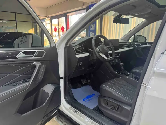 Volkswagen Tiguan L 2023 280TSI 2WD Trend Limited Edition — Фото автомобиля 7