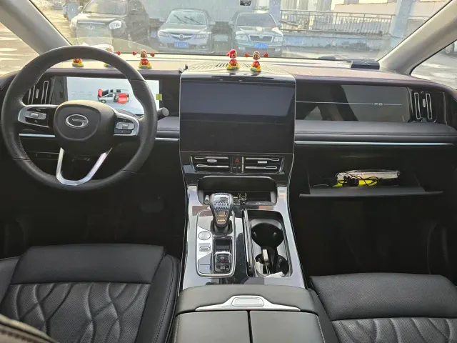 GAC Trumpchi M8 — Фото автомобиля 12