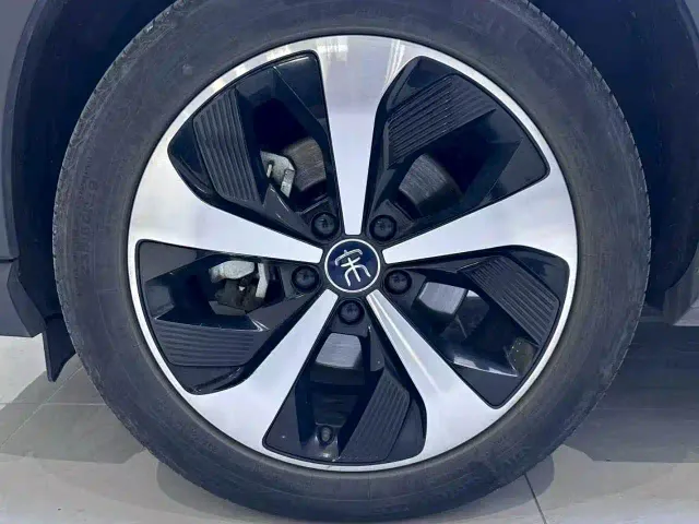 BYD Song PLUS — Фото автомобиля 7