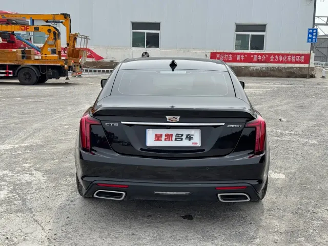 Cadillac CT5 — Фото автомобиля 5