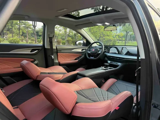 Changan Eado — Фото автомобиля 9