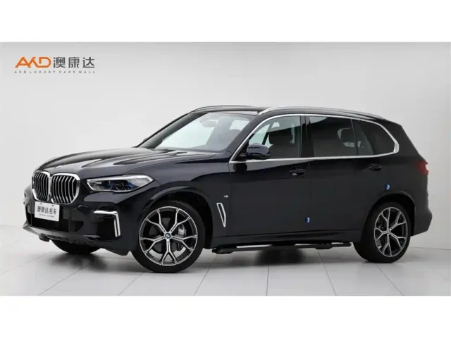 Фотография автомобиля — BMW X5