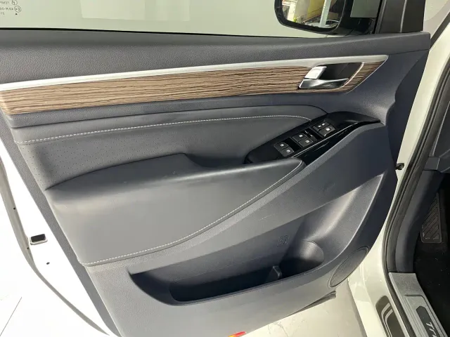GAC Trumpchi M8 — Фото автомобиля 27