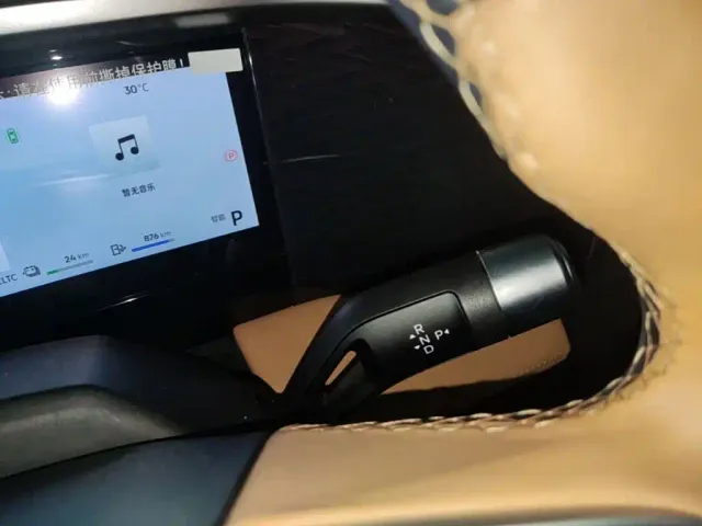 Geely Galaxy L7 — Фото автомобиля 13