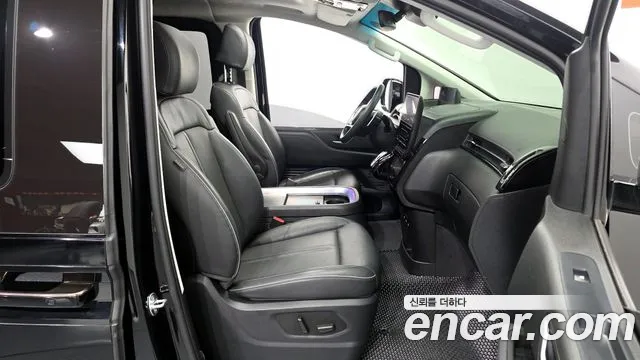 Hyundai Staria Staria Lounge 9 мест — Фото автомобиля 9