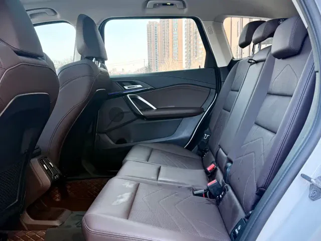 BMW X1 — Фото автомобиля 11