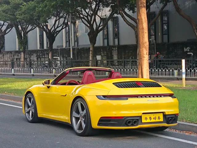 Porsche 911 — Фото автомобиля 5