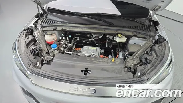 BYD Atto 3 — Фото автомобиля 9