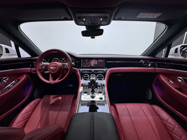 Bentley Continental — Фото автомобиля 19