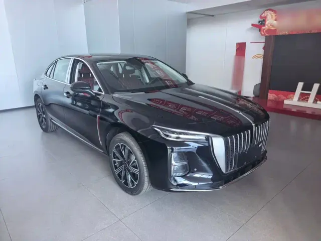 Hongqi H5 PHEV — Фото автомобиля 7