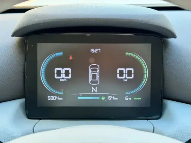 Leapmotor T03 — Фото автомобиля 9