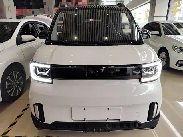 Wuling Hongguang Mini EV — Фото автомобиля 2