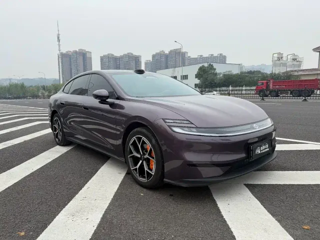 Changan Qiyuan A06 — Фото автомобиля 3
