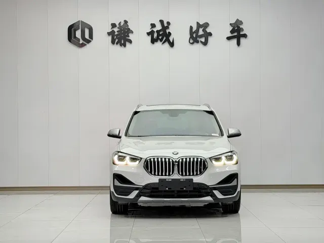 BMW X1 — Фото автомобиля 2