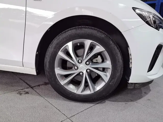 Buick Verano — Фото автомобиля 15