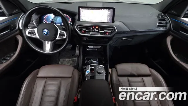 BMW iX3 G08 (2020–2024) — Фото автомобиля 10