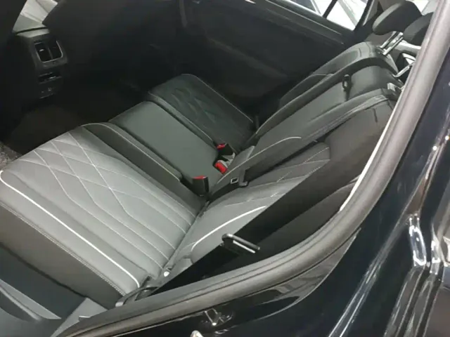 Volkswagen Tiguan L — Фото автомобиля 16