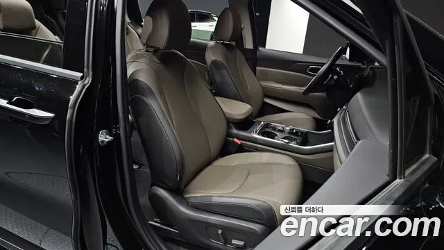 Kia Carnival Generation 4 — Фото автомобиля 16