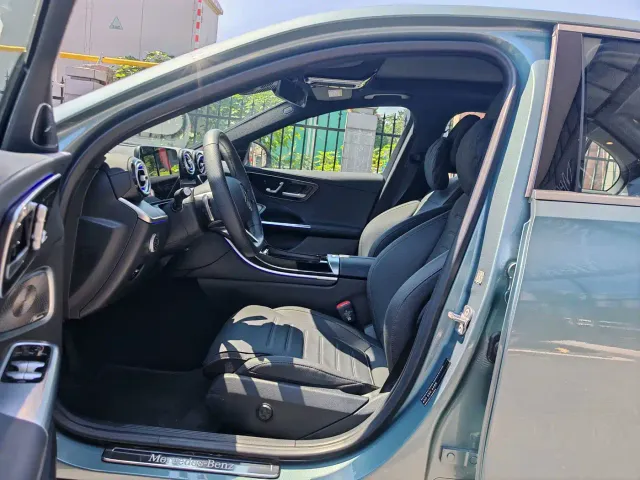 Mercedes-Benz C-Class — Фото автомобиля 8