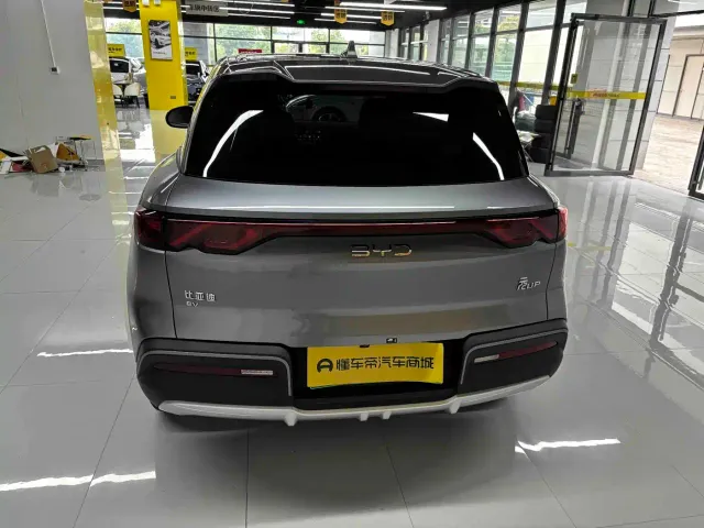 BYD Yuan UP — Фото автомобиля 5