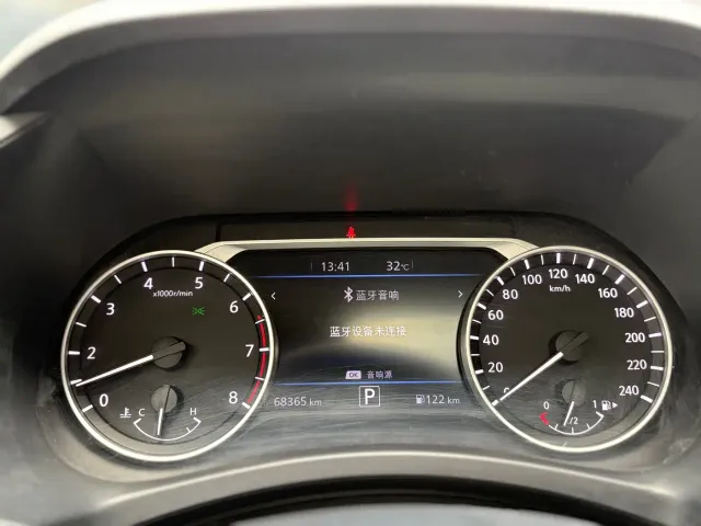 Nissan Sylphy — Фото автомобиля 10