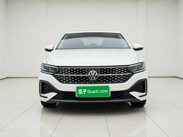 Volkswagen Lavida — Фото автомобиля 2