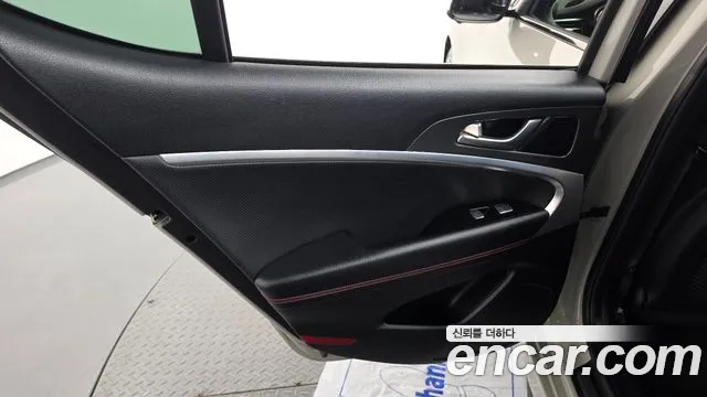 Genesis G70 New — Фото автомобиля 14