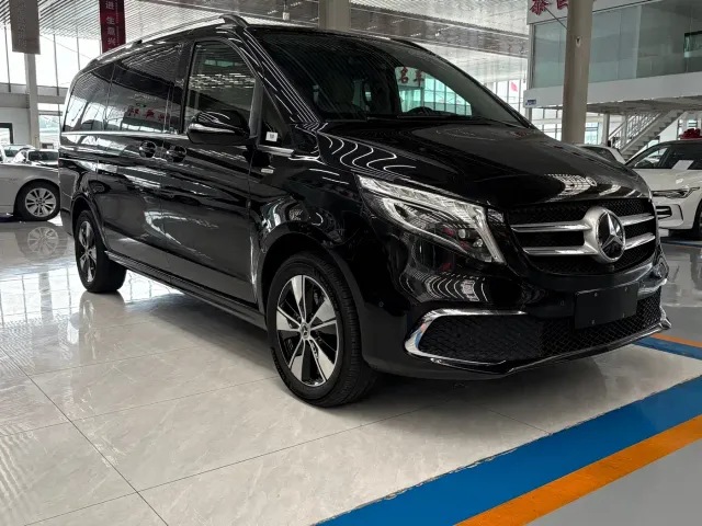 Mercedes-Benz V-Class — Фото автомобиля 3