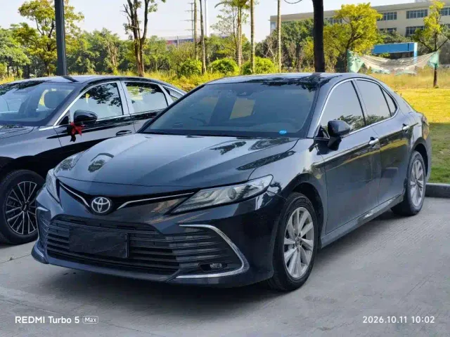 Фотография автомобиля — Toyota Camry