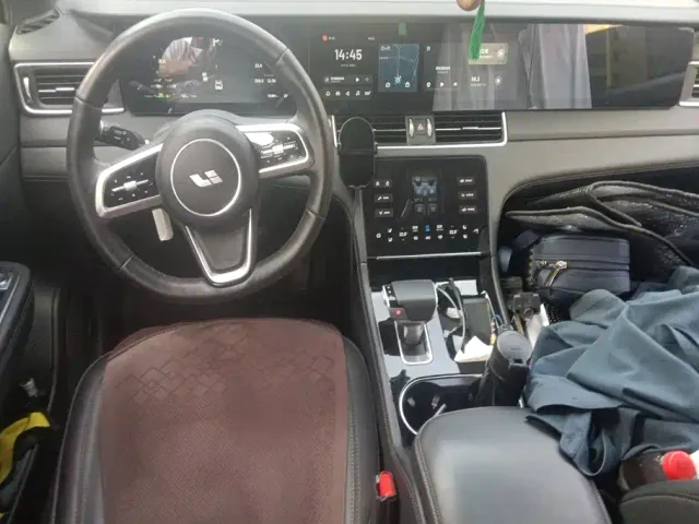 Li Auto ONE — Фото автомобиля 12
