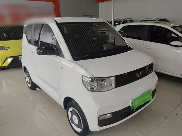 Wuling Hongguang Mini EV — Фото автомобиля 3