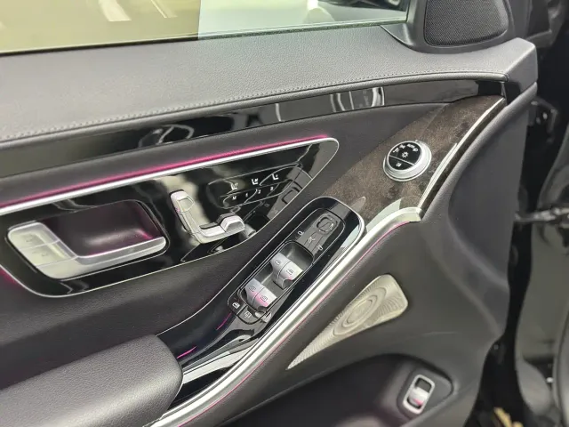 Mercedes-Benz S-Class — Фото автомобиля 17