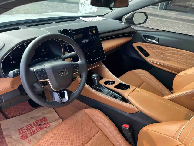 Toyota Avalon — Фото автомобиля 9