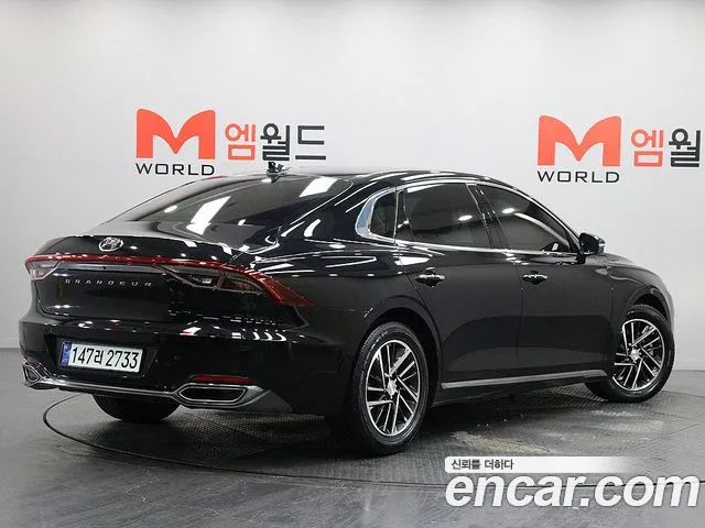 Hyundai Grandeur New — Фото автомобиля 3