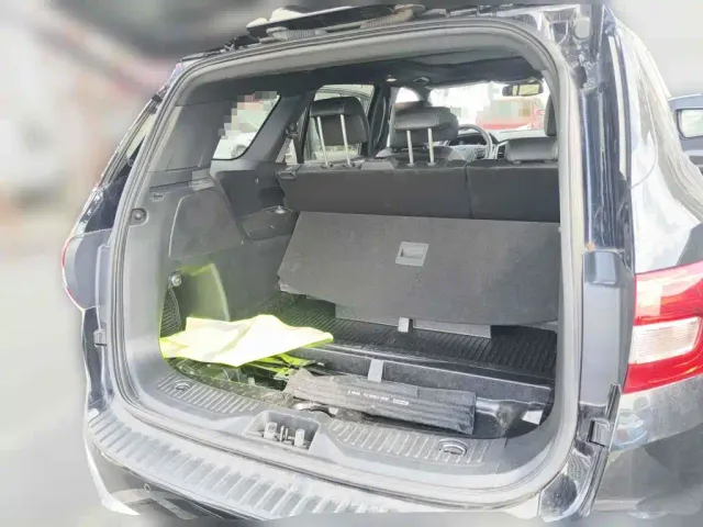 Ford Everest — Фото автомобиля 5