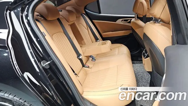 Genesis G70 G70 (New) — Фото автомобиля 12
