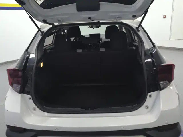 Toyota YARiS L Zhi Xuan — Фото автомобиля 4