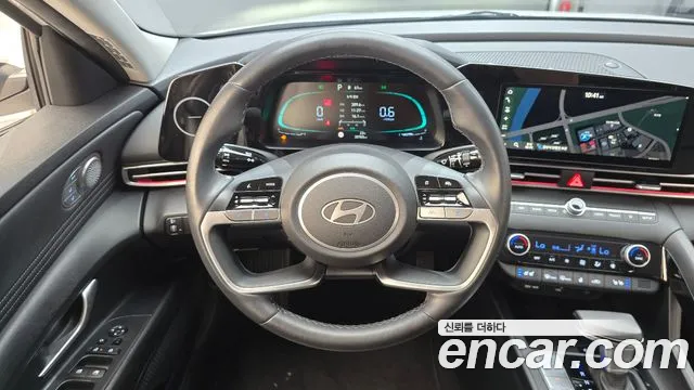 Hyundai Avante CN7 — Фото автомобиля 19