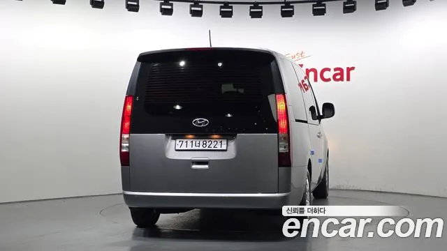 Hyundai Staria Staria Tourer 11 мест — Фото автомобиля 4