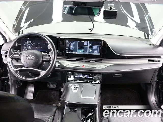 Hyundai Grandeur New — Фото автомобиля 14