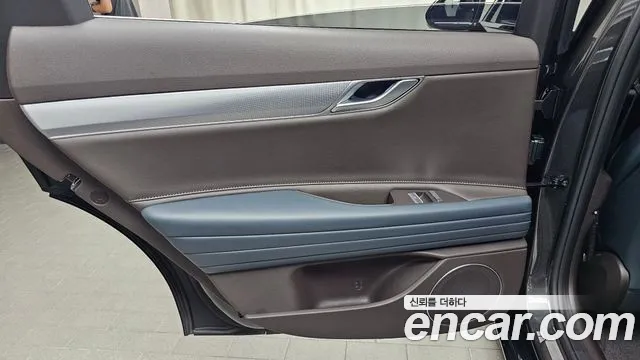Genesis G80 Бензин 2.5 турбо AWD — Фото автомобиля 25