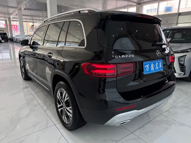 Mercedes-Benz GLB-Class — Фото автомобиля 16